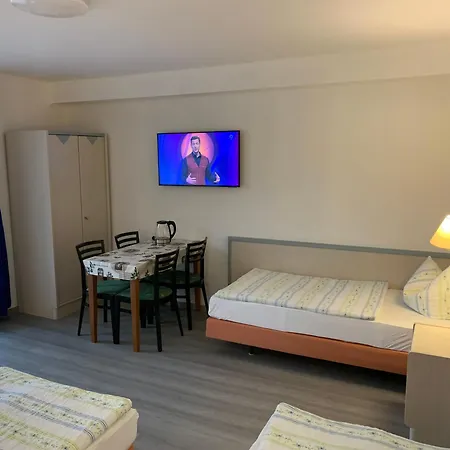 Und Zur Libelle Apartament