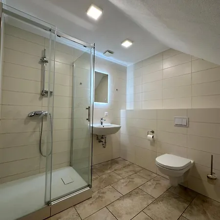 Und Zur Libelle Apartament Luisenthal