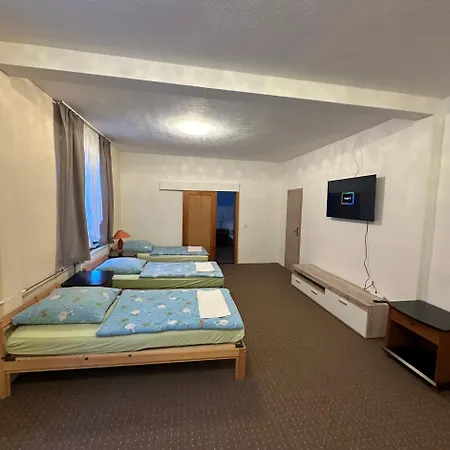 Und Zur Libelle Apartament