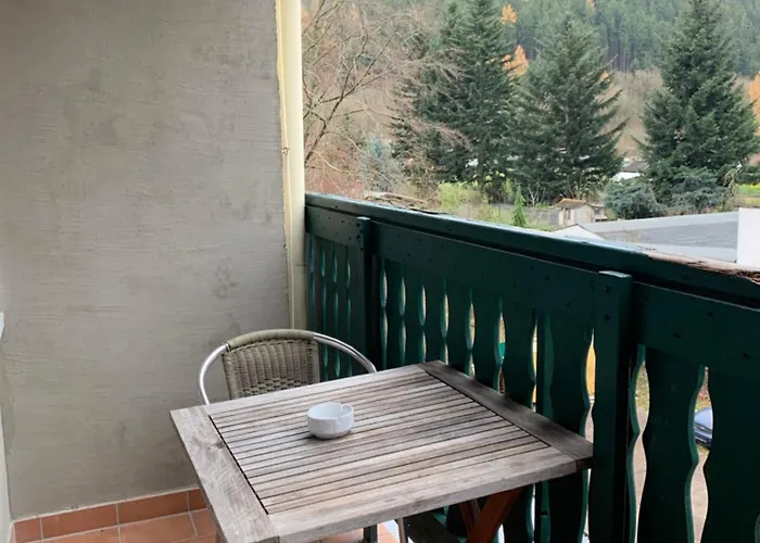 Und Zur Libelle 公寓