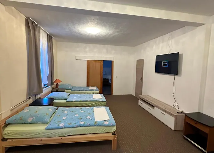 Und Zur Libelle 公寓